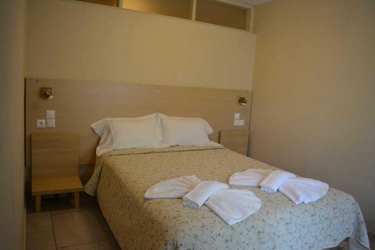 Anemomilos Suites Тира Экстерьер фото